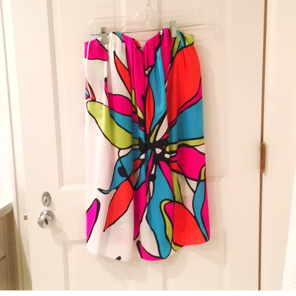 Alice & Trixie Caprice dress - Picture 3 of 4